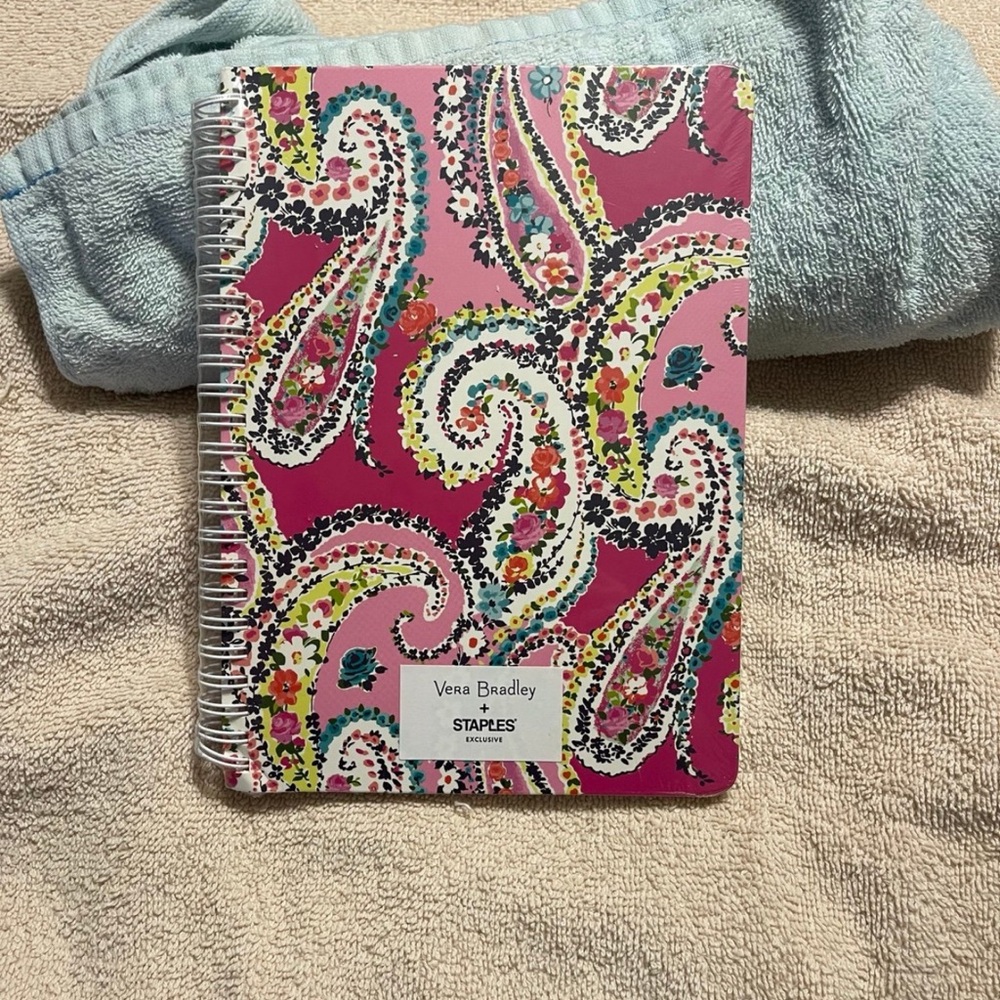 NWT Vera Bradley Wildflower Paisley Fuchsia Mini Notebook